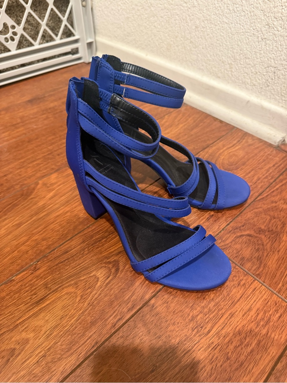 Simply Vera Vera Wang Royal Blue Strappy Block Heel Sandals